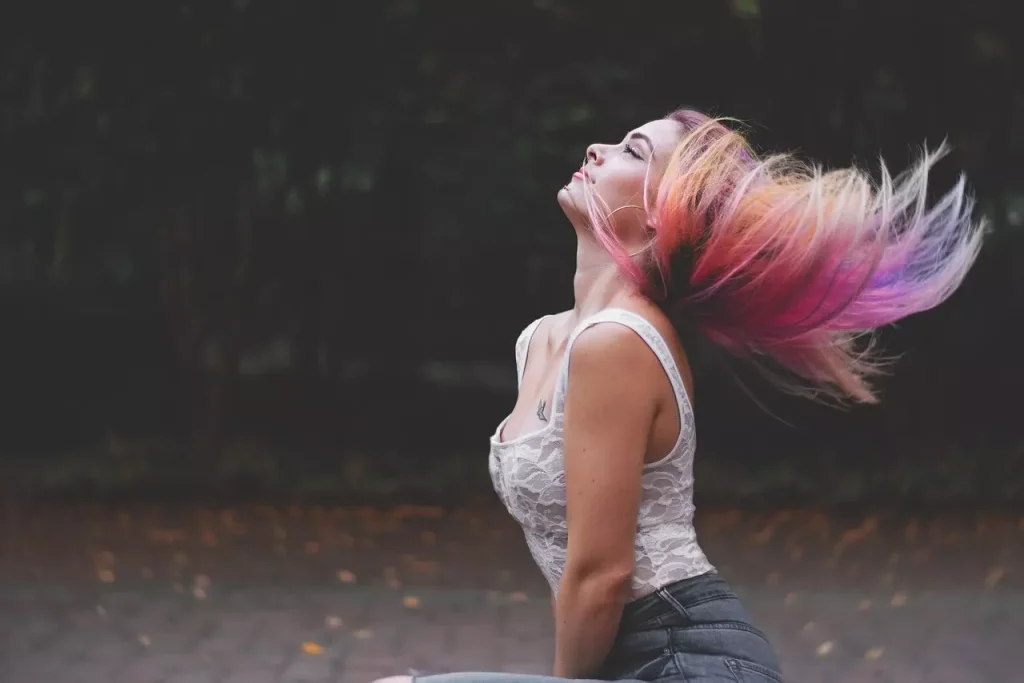 Cuidados Post-Tratamiento de Color: Mantén tu Cabello Vibrante y Saludable